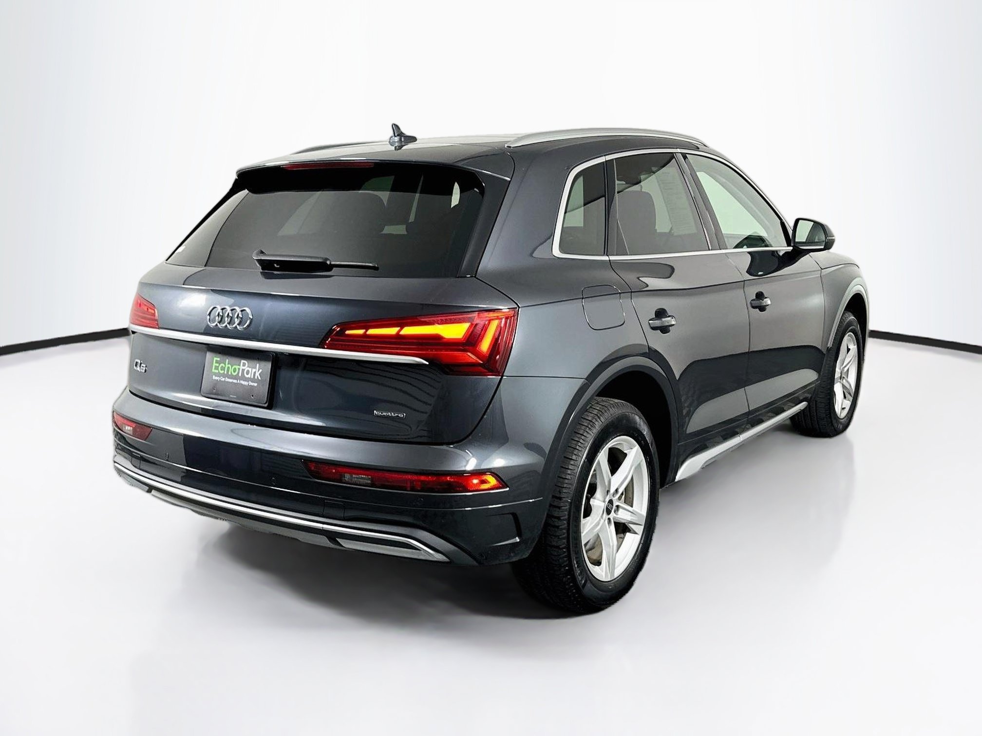 Used 2023 Audi Q5 2.0T Premium w/ Convenience Package AWD/4WD image 9
