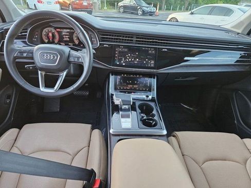 Used 2025 Audi Q7 3.0T Prestige AWD/4WD image 12