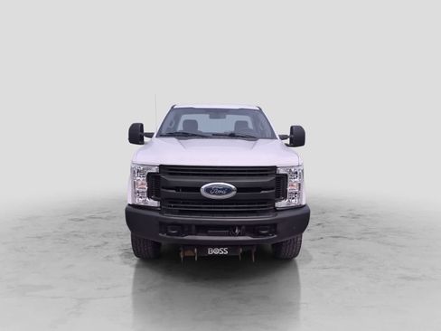 Used 2019 Ford F250 XL w/ Snow Plow Prep Package AWD/4WD image 3