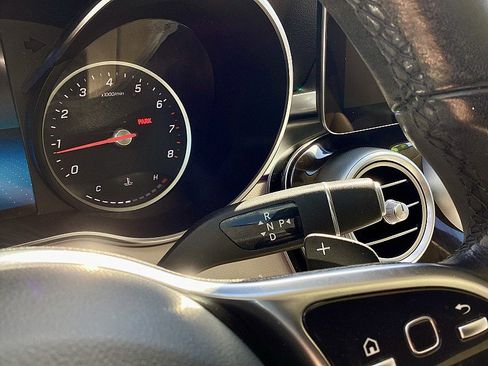 Used 2021 Mercedes-Benz GLC 300 image 15