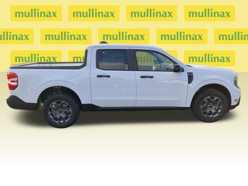New 2025 Ford Maverick XLT w/ Equipment Group 301A image 2