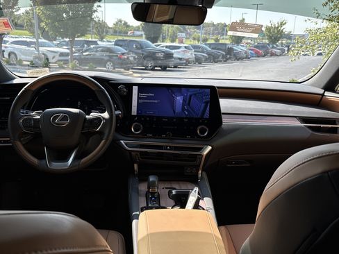 Certified 2025 Lexus RX 350h AWD/4WD image 29
