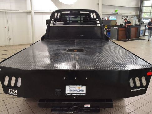 Used 2025 RAM 5500 4x4 Crew Cab image 4
