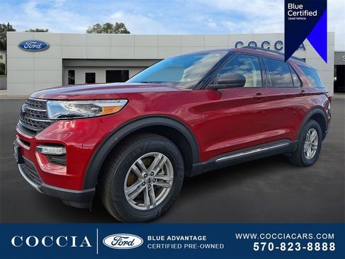 Certified 2022 Ford Explorer XLT w/ Equipment Group 202A image 1