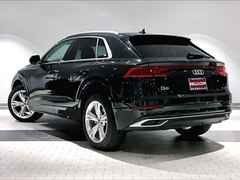 Used 2022 Audi Q8 Premium Plus w/ Premium Plus Package image 3