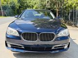 Used 2013 BMW 750i xDrive image 3