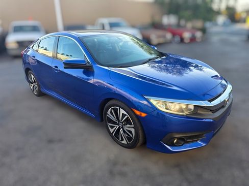 Used 2017 Honda Civic EX-L image 3