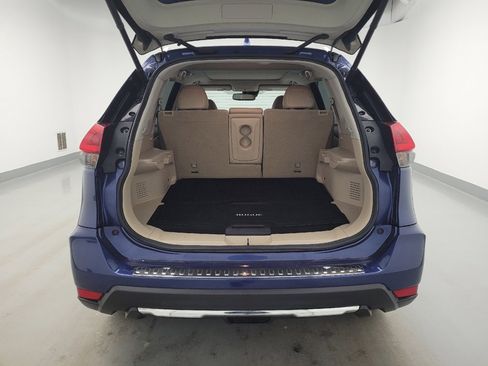 Used 2018 Nissan Rogue SL w/ Premium Package FWD image 29