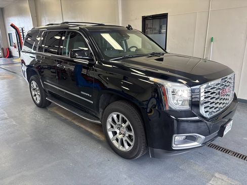 Used 2020 GMC Yukon Denali AWD/4WD image 1