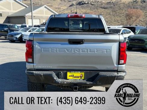 Used 2024 Chevrolet Colorado ZR2 w/ Technology Package image 4