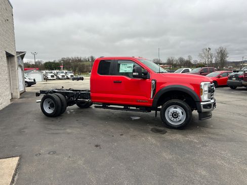 New 2026 Ford F550 4x4 Supercab Super Duty image 12