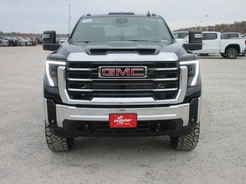 New 2026 GMC Sierra 2500 SLE w/ SLE Value Package; image 12