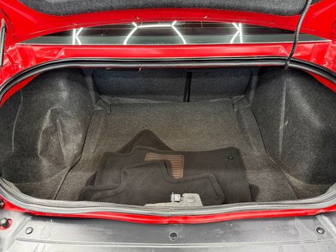 Used 2019 Dodge Challenger R/T RWD image 38