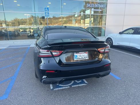 Used 2019 Nissan Maxima SR w/ Premium Package image 5