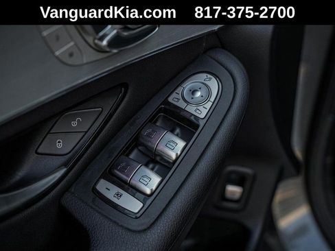 Used 2021 Mercedes-Benz GLC 300 GLC 300 w/ Premium Package image 28