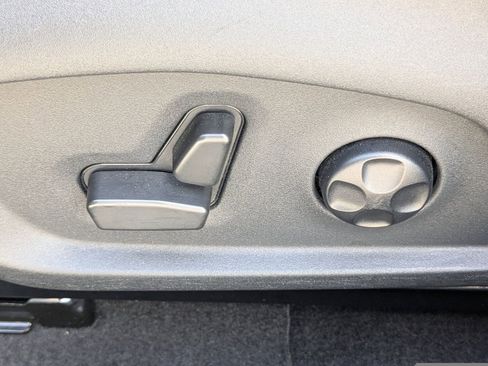 Used 2021 Jeep Compass Limited w/ Sun and Sound Group image 21