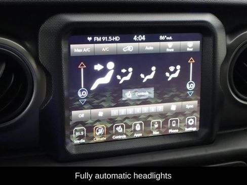 Used 2023 Jeep Wrangler Unlimited w/ Sun & Screen Package AWD/4WD image 28