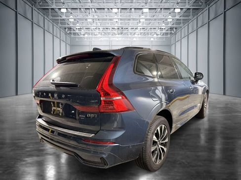 Used 2025 Volvo XC60 B5 Plus w/ Climate Package AWD/4WD image 4