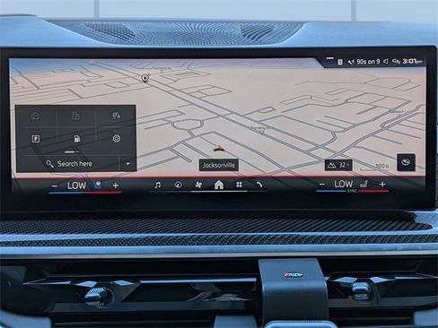 Used 2025 BMW X7 M60i w/ Executive Package image 26