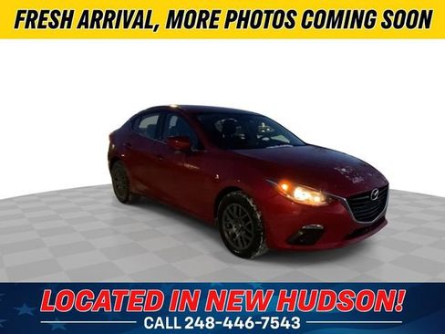 Used 2016 MAZDA MAZDA3 i Sport w/ Preferred Equipment Package image 4
