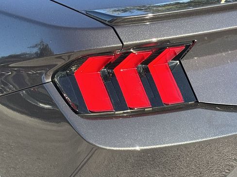 Used 2024 Ford Mustang GT Premium image 29