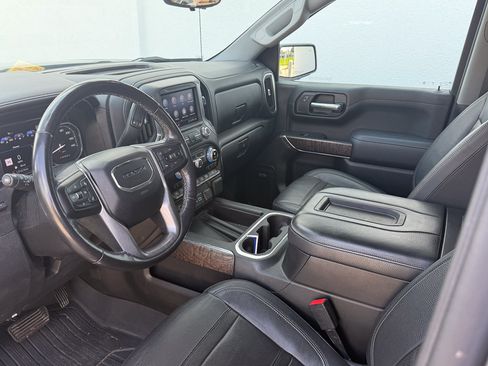 Used 2020 GMC Sierra 1500 Denali w/ Technology Package AWD/4WD image 13
