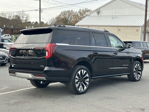 New 2025 Ford Expedition Max Platinum w/ Platinum Ultimate Package image 9