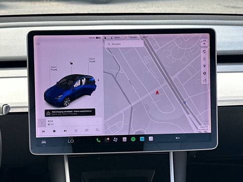 Used 2021 Tesla Model Y Long Range AWD/4WD image 15