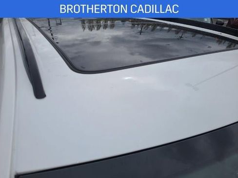 Used 2023 Cadillac XT4 Sport image 5