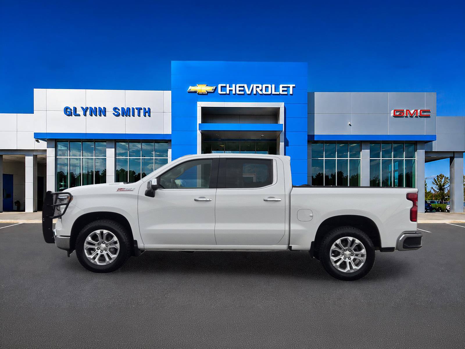 Used 2023 Chevrolet Silverado 1500 LTZ w/ Technology Package AWD/4WD image 12
