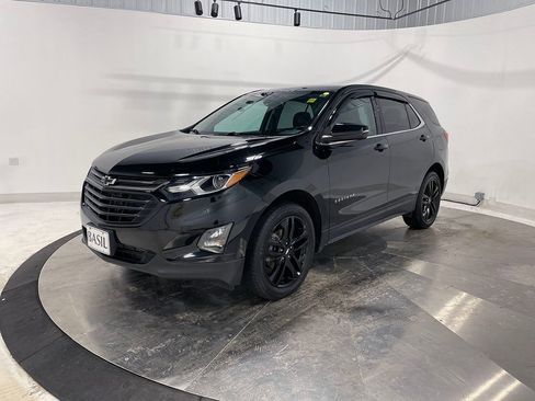 Used 2020 Chevrolet Equinox LT w/ Midnight Edition image 8