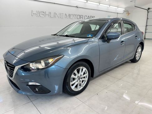 Used 2016 MAZDA MAZDA3 i Touring FWD image 1