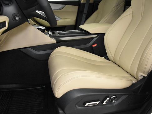 New 2026 Acura MDX SH-AWD image 10