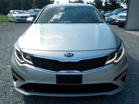 Used 2019 Kia Optima LX image 8