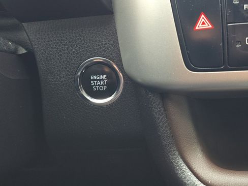 Used 2015 Toyota Highlander Limited Platinum image 31