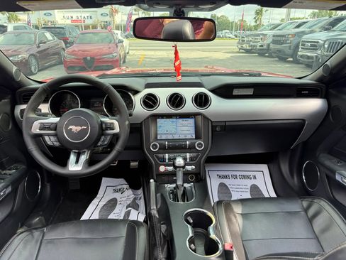 Used 2017 Ford Mustang Premium RWD image 7