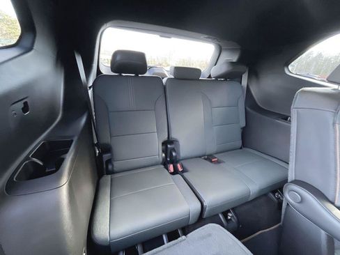 New 2026 GMC Acadia AT4 AWD/4WD image 33