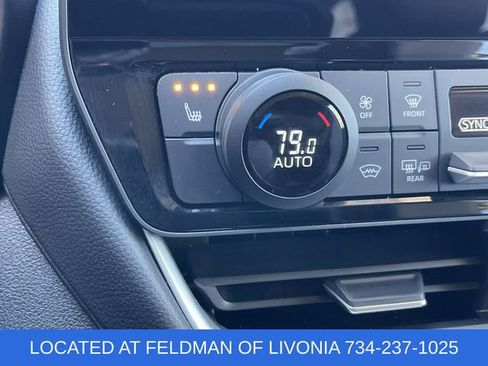 Used 2025 Toyota Grand Highlander AWD image 34