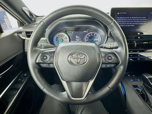 Used 2021 Toyota Venza Limited w/ Carpet Mat Package (TMS) image 11