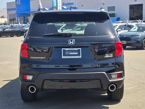 Used 2022 Honda Passport Elite image 6