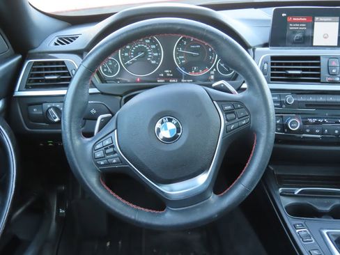 Used 2018 BMW 330i Gran Turismo xDrive image 6