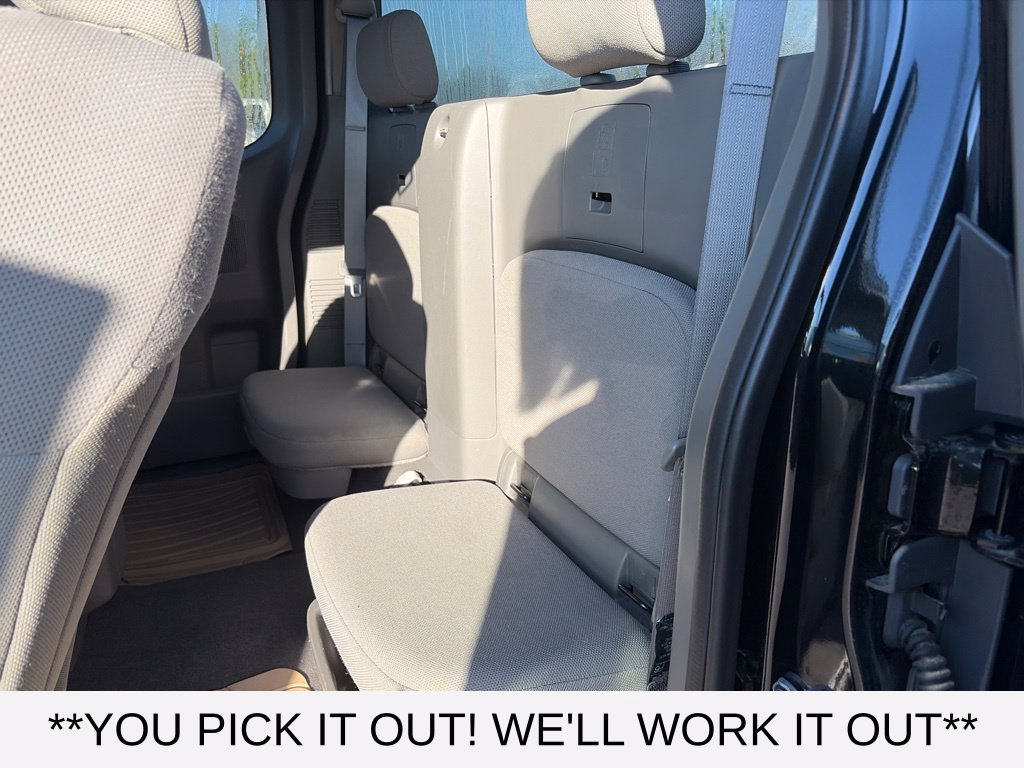 Used 2020 Nissan Frontier S RWD image 9