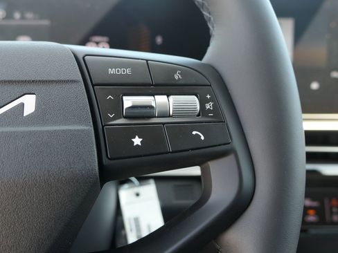 New 2026 Kia Sportage EX image 16