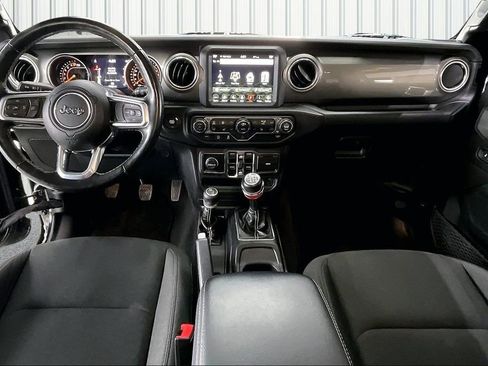 Used 2020 Jeep Wrangler Unlimited Sahara w/ Dual Top Group image 8