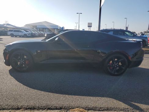 Certified 2023 Chevrolet Camaro SS image 2