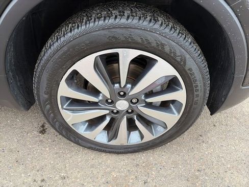 Used 2022 Buick Encore Preferred w/ Safety Package image 14