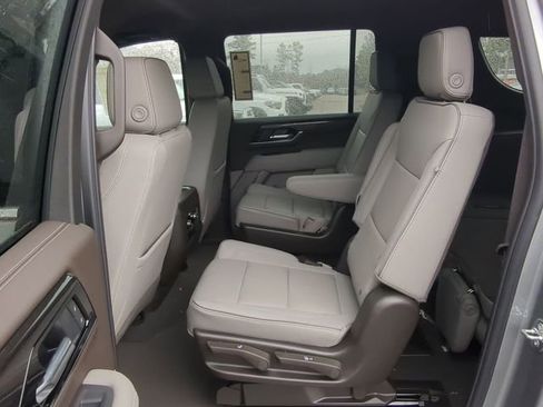 New 2026 GMC Yukon XL Elevation image 38