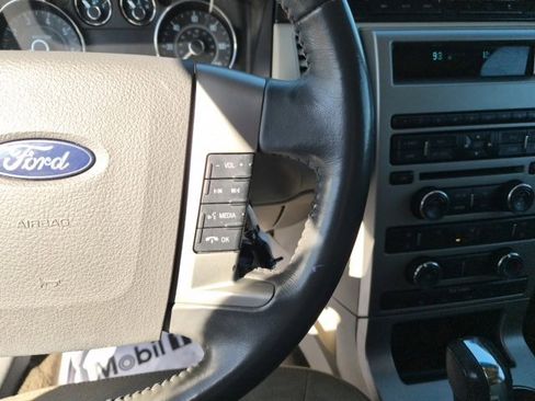 Used 2010 Ford Flex SE image 19