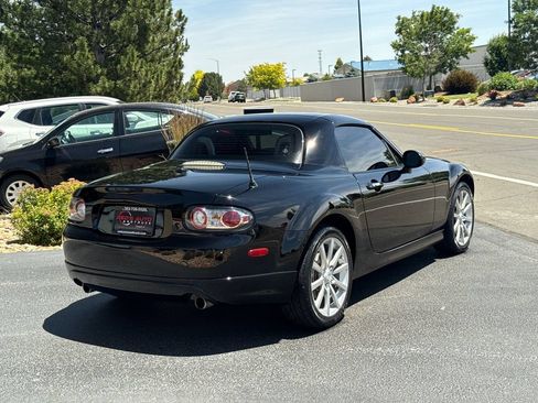 Used 2008 MAZDA MX-5 Miata Grand Touring w/ Premium Pkg RWD image 48