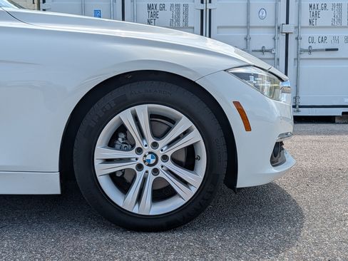 Used 2016 BMW 328i Sedan RWD image 11